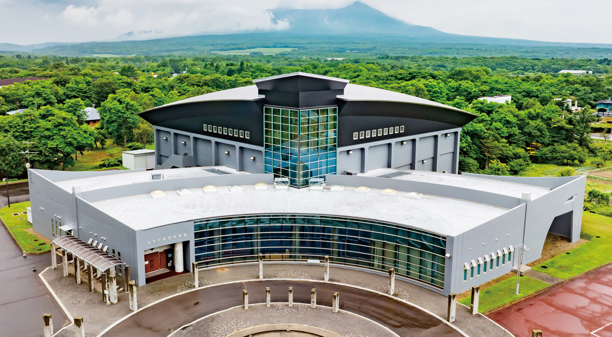 鹿部町総合体育館